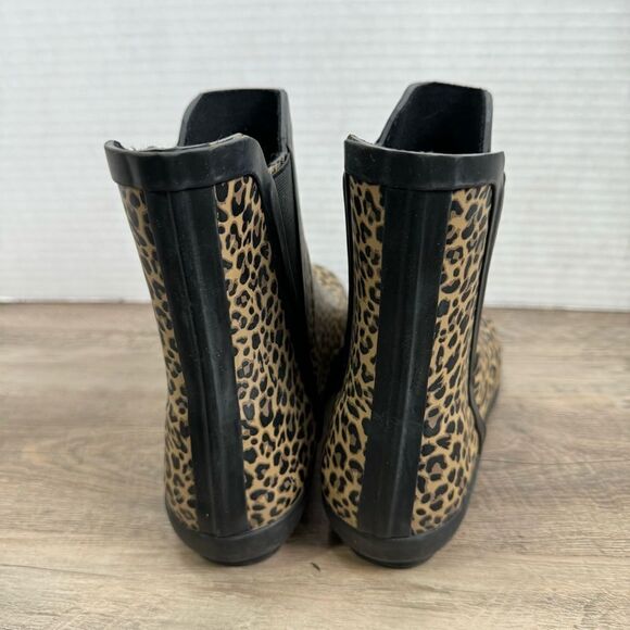 NWOT London Fog Women’s Rain Boot Size 7, Cheetah Print. - Picture 4 of 10